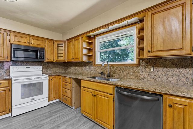504 W St Thomas More Way, Spokane, WA 99208