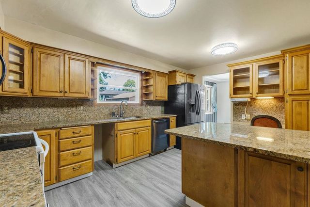 504 W St Thomas More Way, Spokane, WA 99208