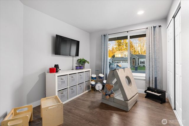 1624 90th Drive NE, Lake Stevens, WA 98258