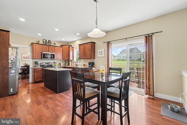 14 FINCH DR, Lebanon, PA 17042