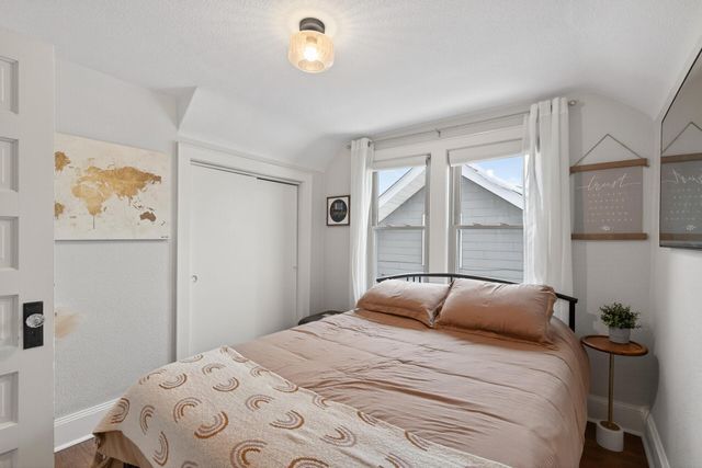 1600 Hartford Avenue, Saint Paul, MN 55116