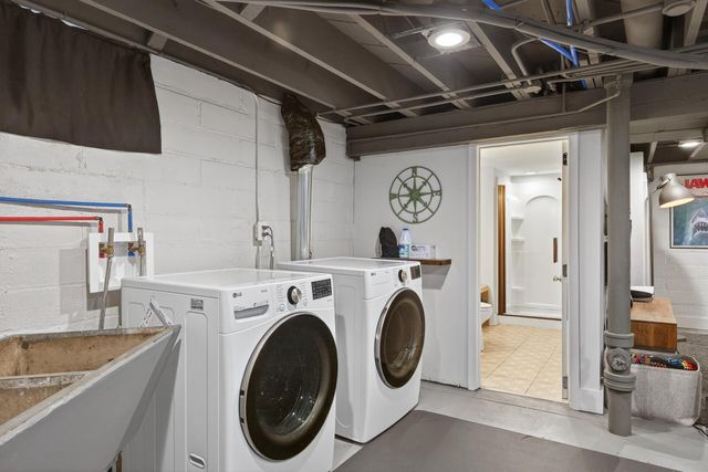 1600 Hartford Avenue, Saint Paul, MN 55116