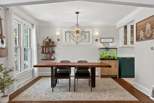 1600 Hartford Avenue, Saint Paul, MN 55116