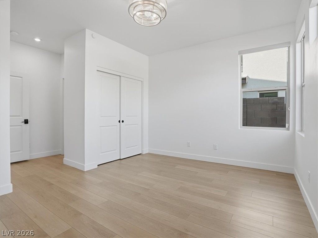 Image 23 of property listing at 9725 Starlight Ridge Avenue, Las Vegas, NV 89148