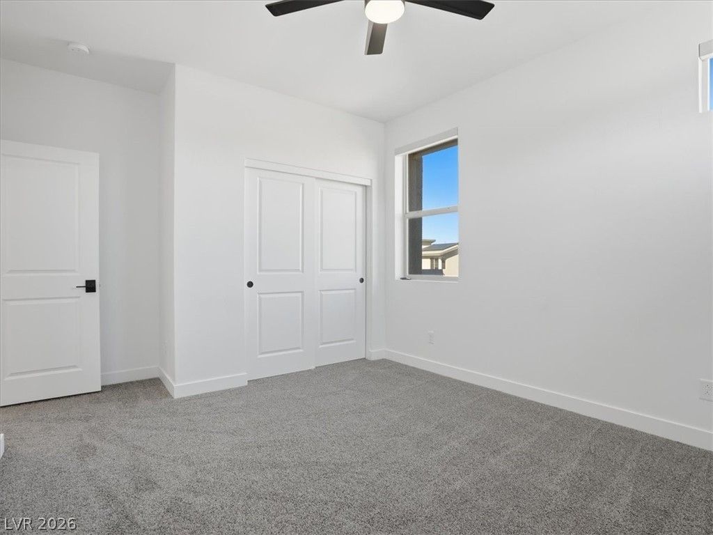 Image 35 of property listing at 9725 Starlight Ridge Avenue, Las Vegas, NV 89148