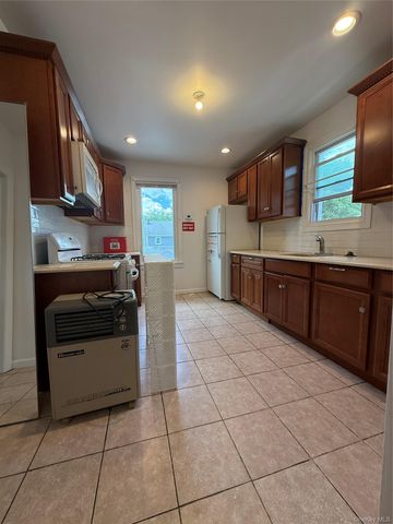 13746 Bedell Street, Springfield Gardens, NY 11413