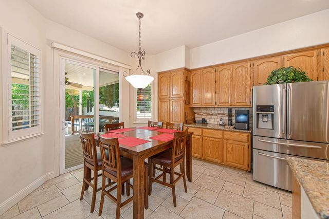 1655 Tibessart Ct, Folsom, CA 95630