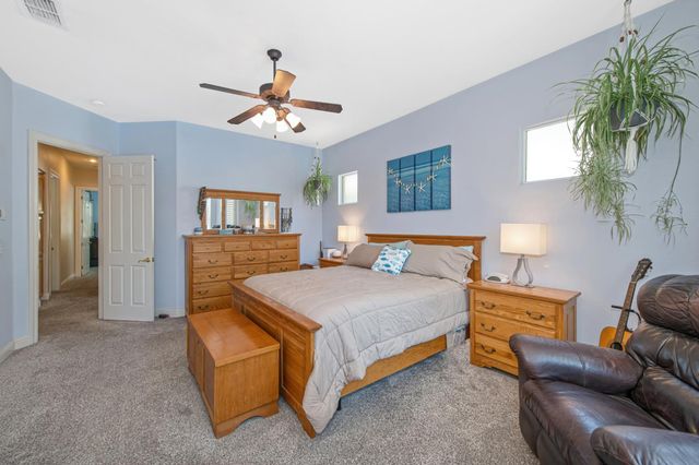 1655 Tibessart Ct, Folsom, CA 95630