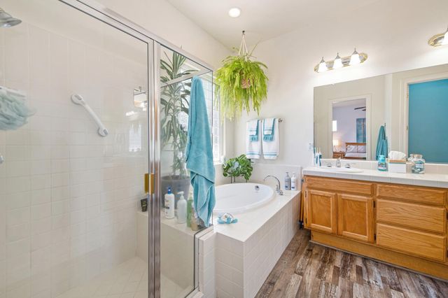 1655 Tibessart Ct, Folsom, CA 95630