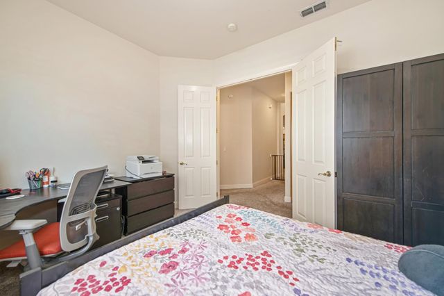 1655 Tibessart Ct, Folsom, CA 95630