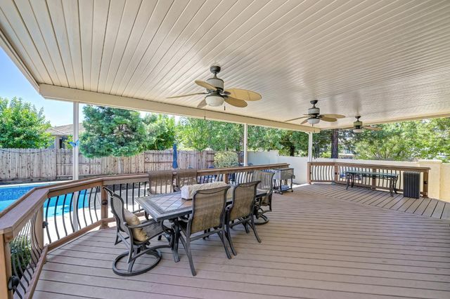 1655 Tibessart Ct, Folsom, CA 95630