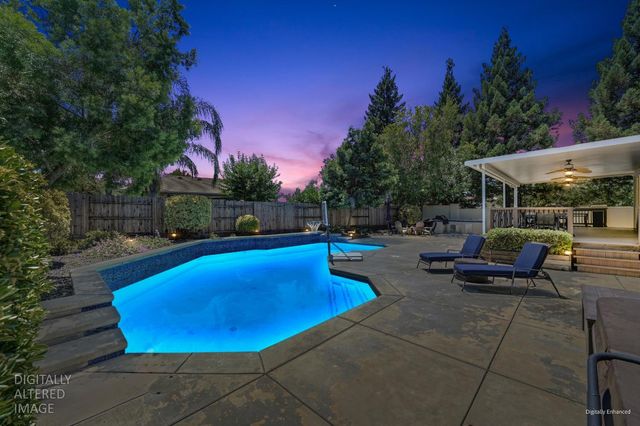1655 Tibessart Ct, Folsom, CA 95630