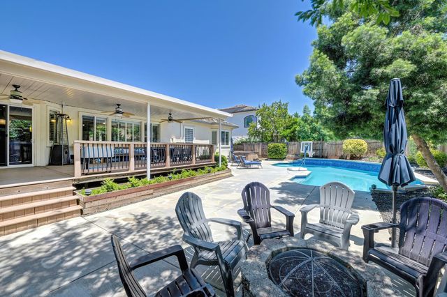 1655 Tibessart Ct, Folsom, CA 95630