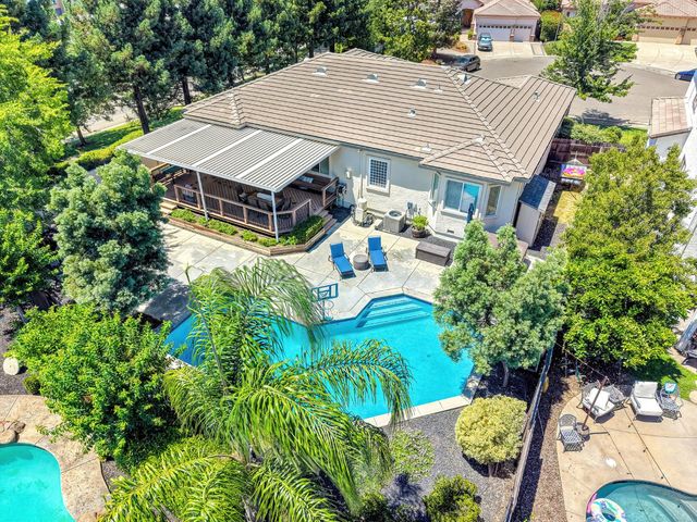 1655 Tibessart Ct, Folsom, CA 95630