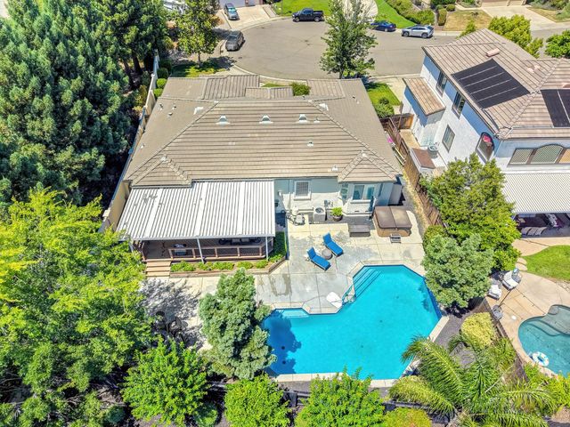1655 Tibessart Ct, Folsom, CA 95630
