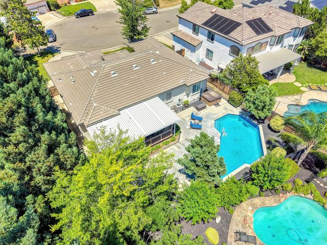 1655 Tibessart Ct, Folsom, CA 95630