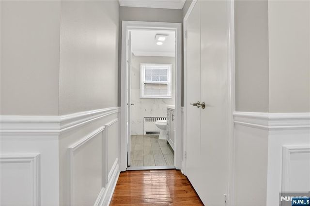 28 1st Street, Wallington, NJ 07057