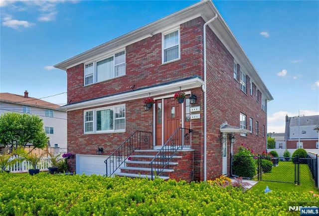 28 1st Street, Wallington, NJ 07057