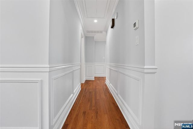 28 1st Street, Wallington, NJ 07057