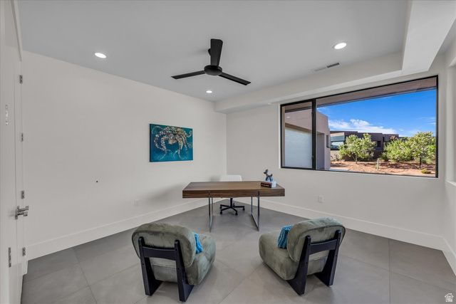 533 S KWAVASA DR, Ivins, UT 84738