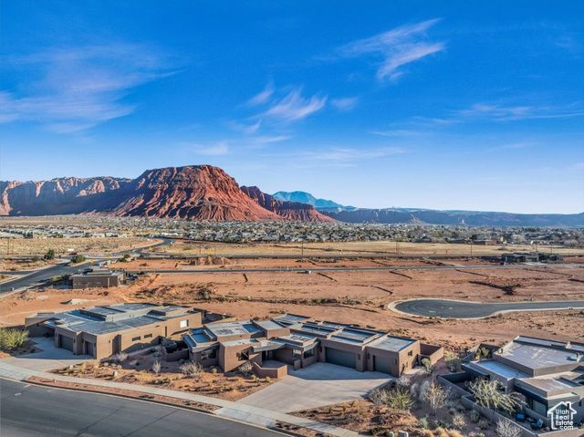 533 S KWAVASA DR, Ivins, UT 84738