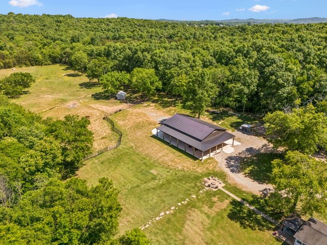 182 Trinity Rd, Franklin, TN 37067