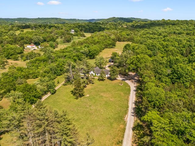 182 Trinity Rd, Franklin, TN 37067