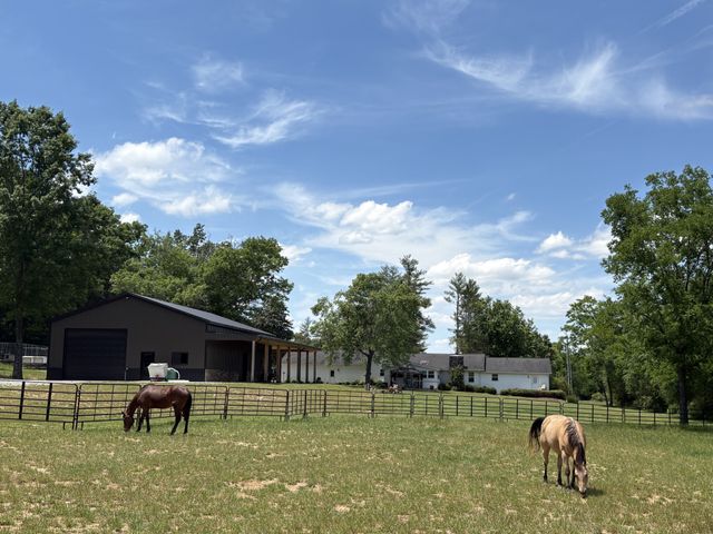 182 Trinity Rd, Franklin, TN 37067