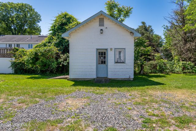 795 Harmony Road, Middletown, NJ 07748