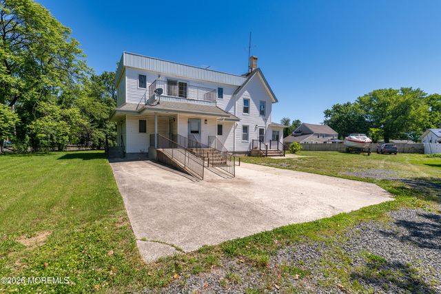795 Harmony Road, Middletown, NJ 07748