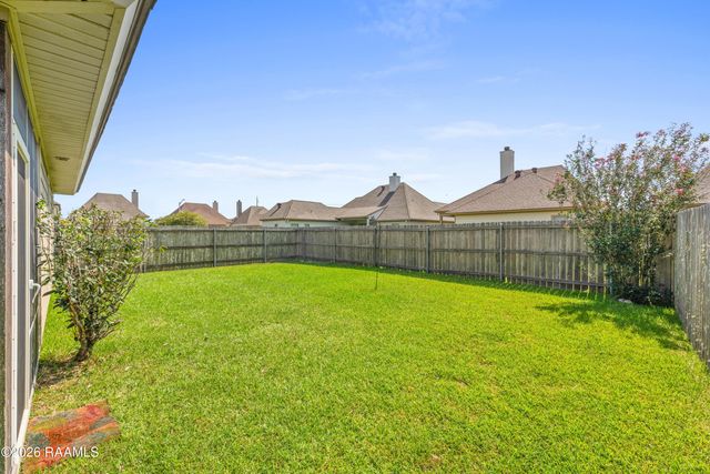 103 Canton Court, Youngsville, LA 70592