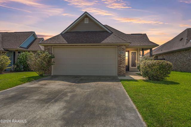 103 Canton Court, Youngsville, LA 70592