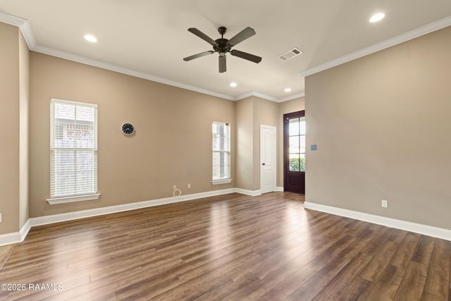 103 Canton Court, Youngsville, LA 70592