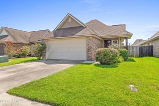103 Canton Court, Youngsville, LA 70592