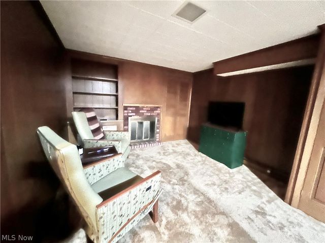 2520 Clarendon Avenue NW, Canton, OH 44708