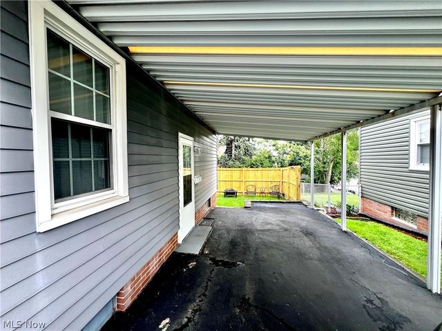 2520 Clarendon Avenue NW, Canton, OH 44708