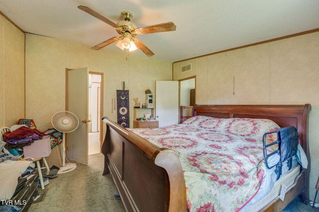 225 Sheets Hollow Road, Johnson City, TN 37601