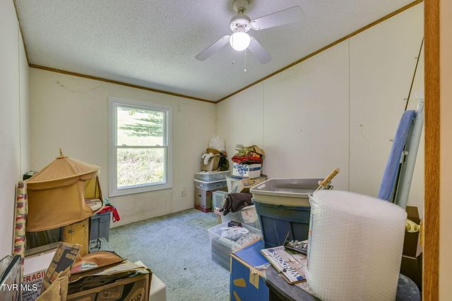 225 Sheets Hollow Road, Johnson City, TN 37601