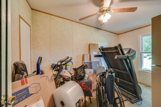 225 Sheets Hollow Road, Johnson City, TN 37601