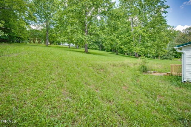 225 Sheets Hollow Road, Johnson City, TN 37601
