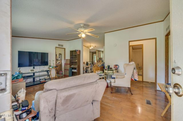 225 Sheets Hollow Road, Johnson City, TN 37601