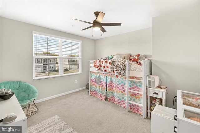 42 RAYMOND XING, Hagerstown, MD 21740