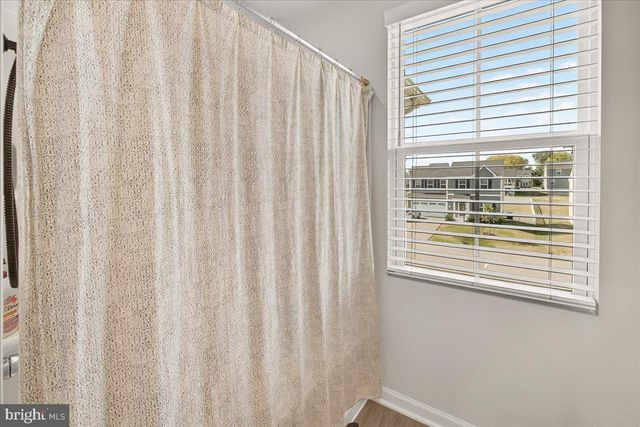 42 RAYMOND XING, Hagerstown, MD 21740