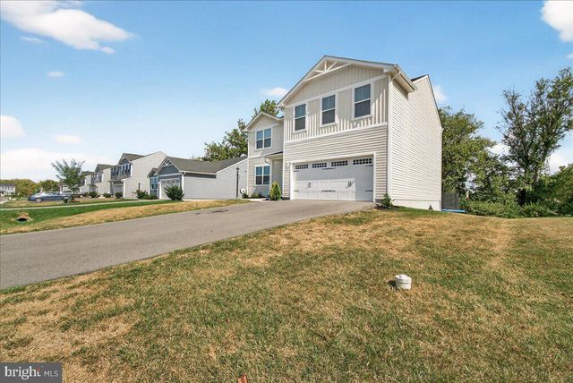 42 RAYMOND XING, Hagerstown, MD 21740