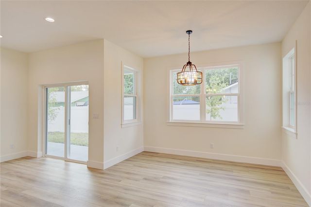 1316 E 9TH AVENUE, Mount Dora, FL 32757