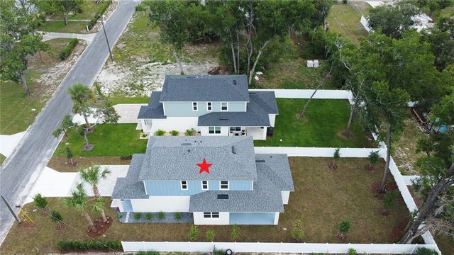 1316 E 9TH AVENUE, Mount Dora, FL 32757