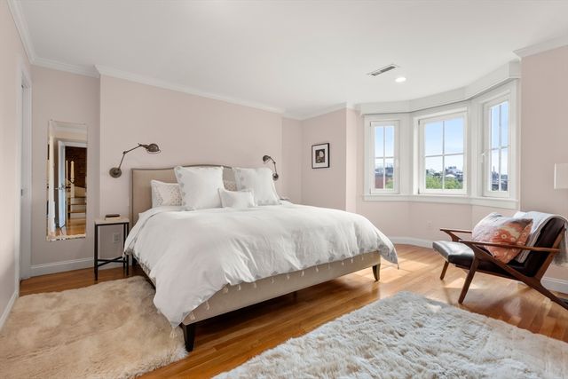 61 Dartmouth St 2, Boston, MA 02116