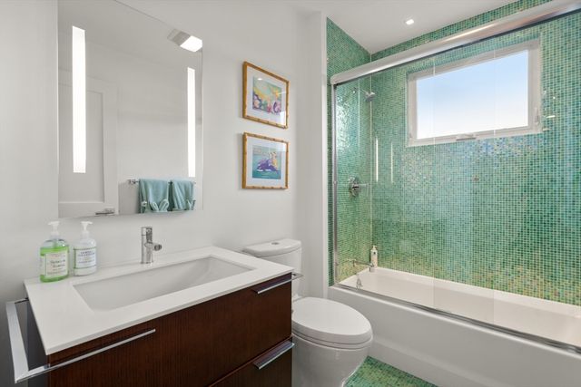 61 Dartmouth St 2, Boston, MA 02116