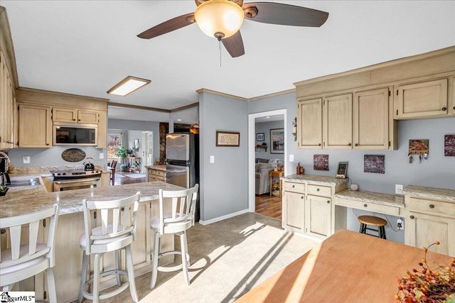 10 Kindlin Way, Taylors, SC 29687