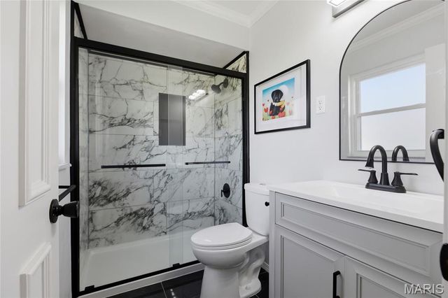 1051 Briarhurst Drive, Manchester, MO 63021